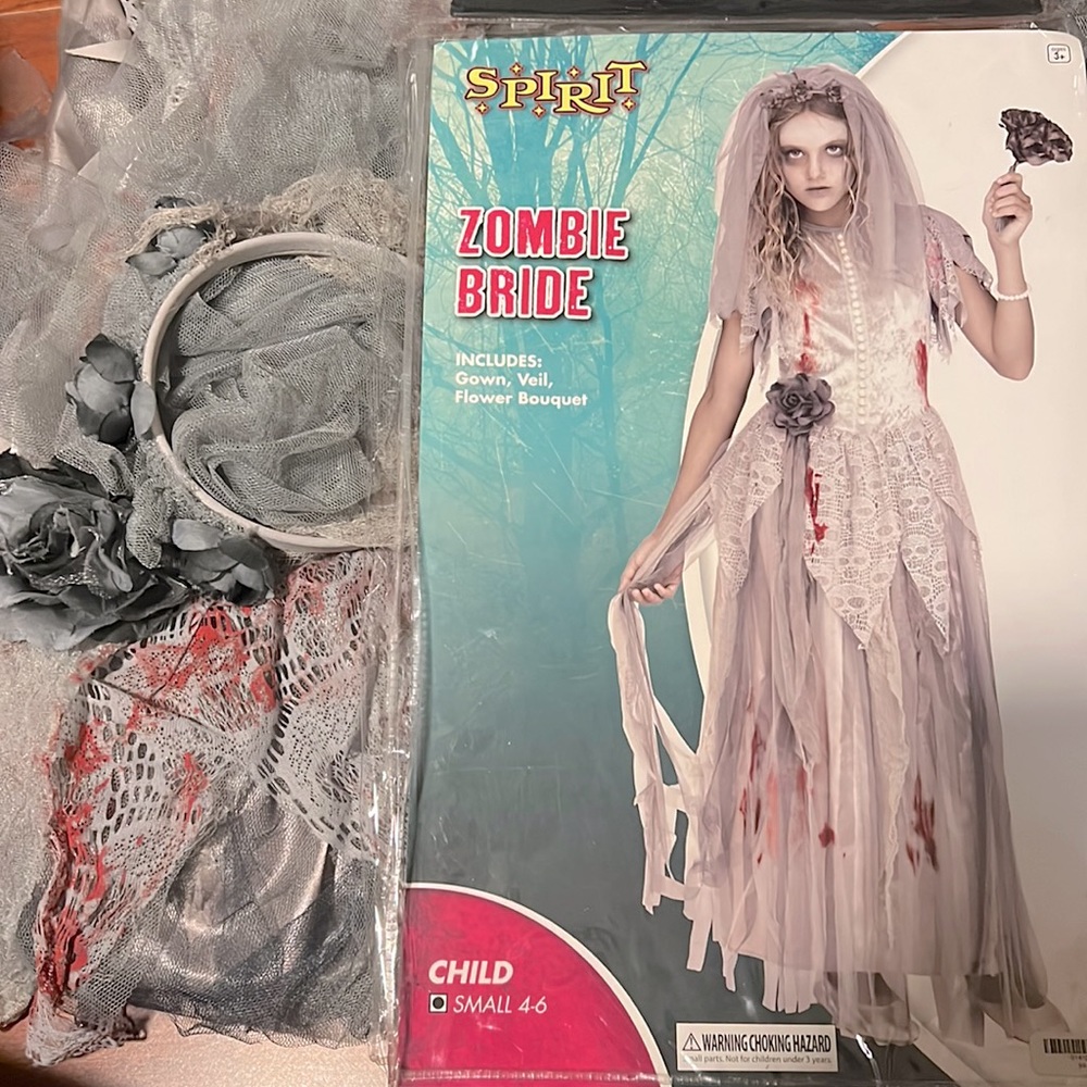 Zombie bride, costume size child, small, 4–6
